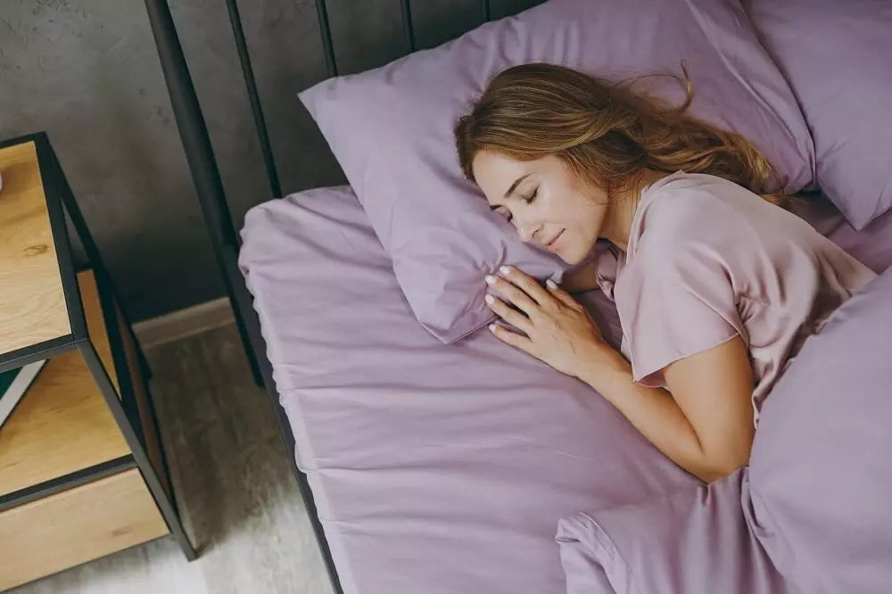 Jak wybrać bieliznę do spania, aby zapewnić sobie komfort?