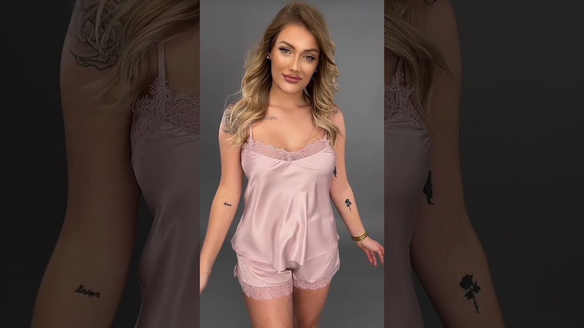 PIŻAMA LUCY KRÓTKA RÓŻOWY. Slow motion HD