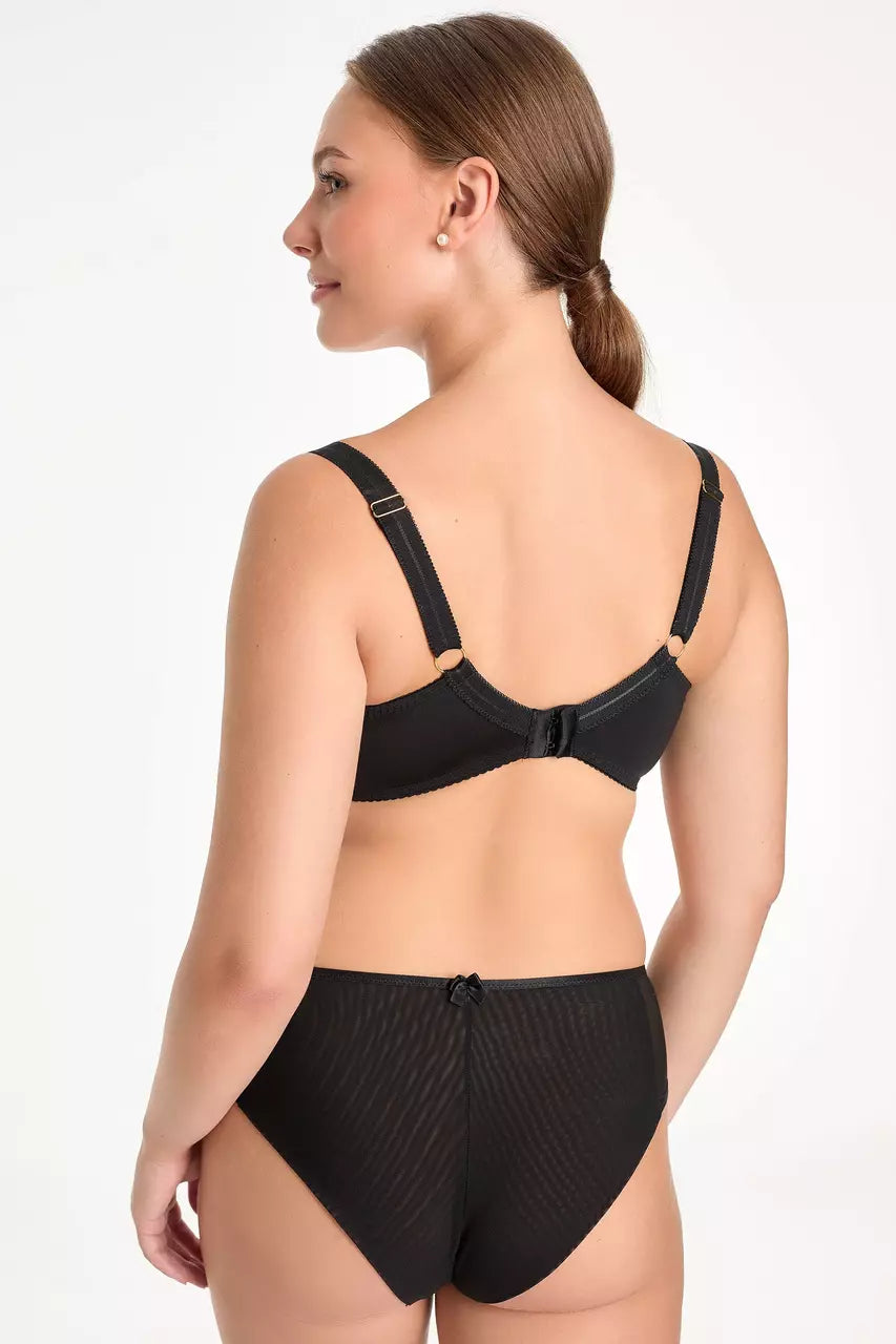 Ewa Bień C511 Rina Majtki Brazyliany