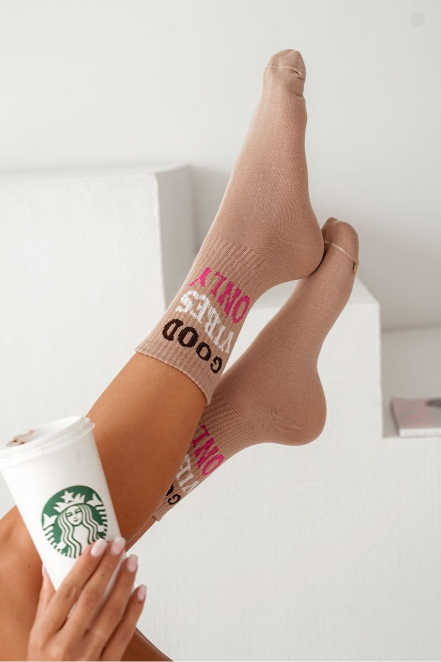 Milena Skarpetki Good Vibes Only