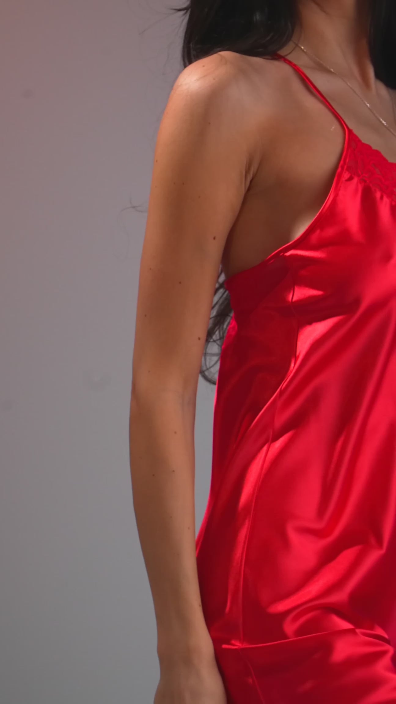 Seksowna satynowa koszulka nocna czerwona, z cienkimi ramiączkami, damska, nowa